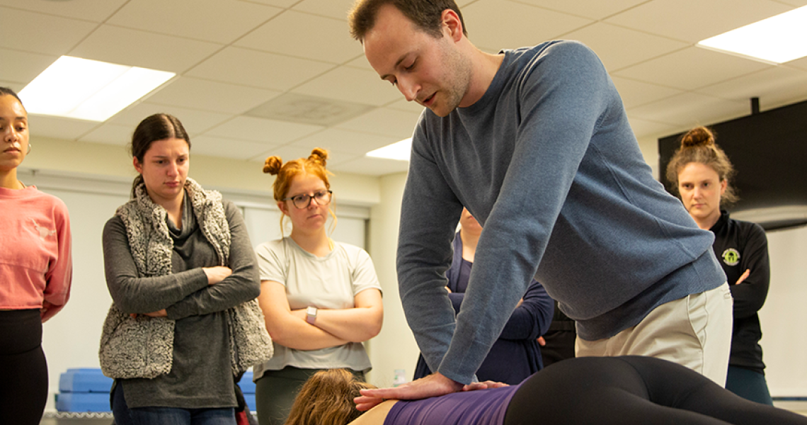 People practicing massaging 
