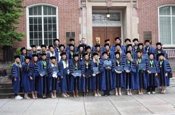 Picture of the DPT Class of 2022 in their regalia